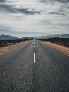 Preview wallpaper road, highway, asphalt, mountains, horizon