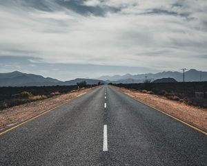 Preview wallpaper road, highway, asphalt, mountains, horizon