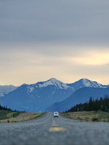 Preview wallpaper road, highway, mountains