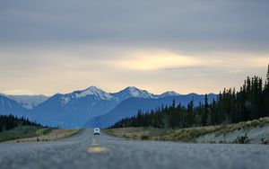 Preview wallpaper road, highway, mountains