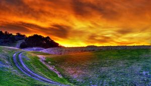 Preview wallpaper road, lifting, field, evening