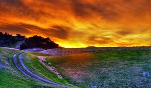 Preview wallpaper road, lifting, field, evening