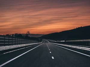 Preview wallpaper road, marking, asphalt, sunset, horizon