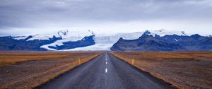 Preview wallpaper road, marking, asphalt, mountains, snow, ice, iceland