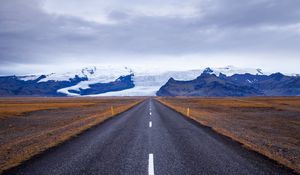 Preview wallpaper road, marking, asphalt, mountains, snow, ice, iceland