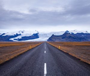 Preview wallpaper road, marking, asphalt, mountains, snow, ice, iceland
