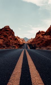 Preview wallpaper road, marking, desert, distance