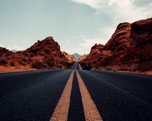 Preview wallpaper road, marking, desert, distance