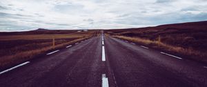 Preview wallpaper road, marking, distance, sky, horizon