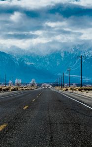 Preview wallpaper road, marking, distance, mountains, bushes