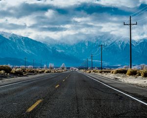 Preview wallpaper road, marking, distance, mountains, bushes