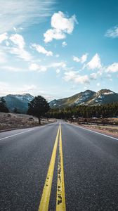 Preview wallpaper road, marking, distance, mountains, trees