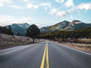 Preview wallpaper road, marking, distance, mountains, trees