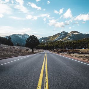 Preview wallpaper road, marking, distance, mountains, trees