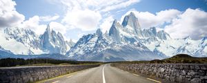 Preview wallpaper road, marking, distance, mountains, snow, snowy