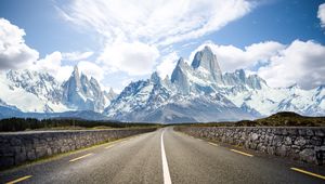 Preview wallpaper road, marking, distance, mountains, snow, snowy