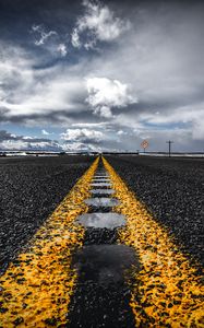Preview wallpaper road, marking, horizon, asphalt