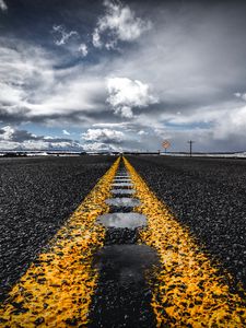 Preview wallpaper road, marking, horizon, asphalt