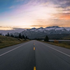 Preview wallpaper road, marking, mountains, snowy, distance