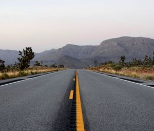 Preview wallpaper road, marking, movement, asphalt