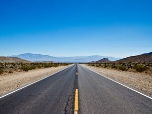 Preview wallpaper road, marking, perspective, distance, mountains