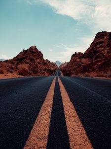 Preview wallpaper road, marking, rocks, distance