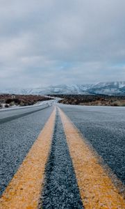 Preview wallpaper road, marking, sky, mountains, distance