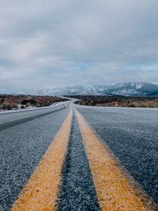 Preview wallpaper road, marking, sky, mountains, distance