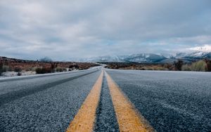 Preview wallpaper road, marking, sky, mountains, distance