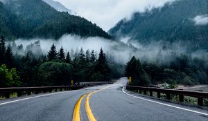 Preview wallpaper road, marking, turn, mountains, fog