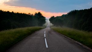 Preview wallpaper road, markings, fog, dawn