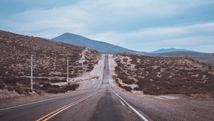 Preview wallpaper road, markings, rise