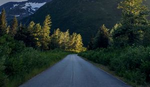 Preview wallpaper road, mountain, forest, trees, clouds, nature