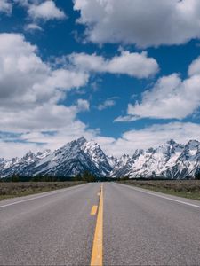 Preview wallpaper road, mountains, clouds, landscape, nature