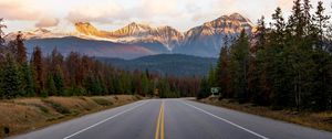 Preview wallpaper road, mountains, forest, turn, landscape, asphalt