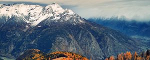 Preview wallpaper road, mountains, forest, trees, snow, snowy