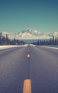 Preview wallpaper road, mountains, marking, asphalt