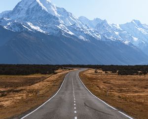 Preview wallpaper road, mountains, marking, mount cook, new zealand