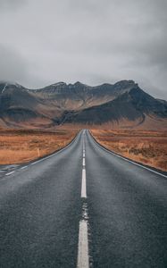 Preview wallpaper road, mountains, marking, iceland
