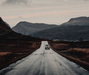 Preview wallpaper road, mountains, ride, hilly, landscape