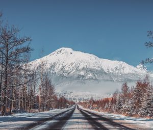 Preview wallpaper road, mountains, snow, trees, landscape, winter