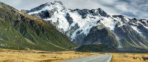 Preview wallpaper road, mountains, snow, plain