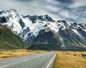 Preview wallpaper road, mountains, snow, plain