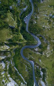 Preview wallpaper road, mountains, top view, winding, cars, cheddar, united kingdom