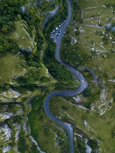 Preview wallpaper road, mountains, top view, winding, cars, cheddar, united kingdom