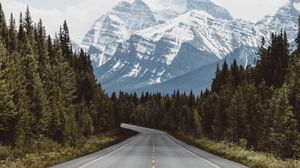 Preview wallpaper road, mountains, trees, marking