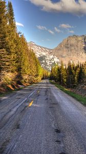 Preview wallpaper road, mountains, trees, marking, distance