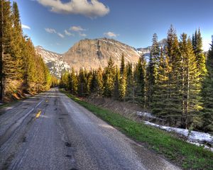 Preview wallpaper road, mountains, trees, marking, distance