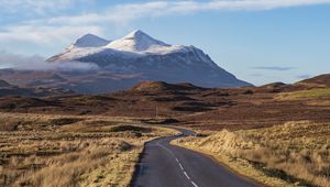 Preview wallpaper road, plain, mountains, peaks, snow, nature