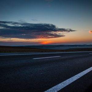 Preview wallpaper road, sky, clouds, marking